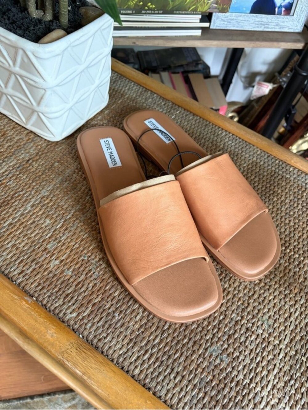 Steve Madden Leather Slide Sandals Camel brown women’s size 11 open toe NEW - Picture 2 of 6
